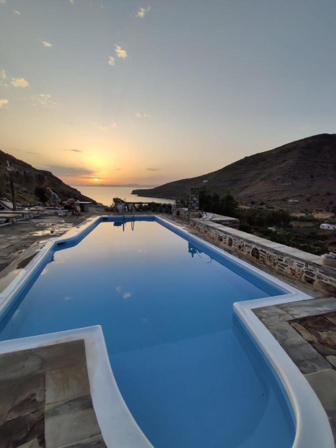 Sun Holiday House Pisses Exterior foto